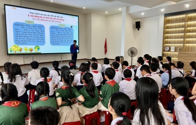 Sôi nổi tập huấn kỹ năng chỉ huy đội, phụ trách sao nhi đồng năm học 2025 – 2026