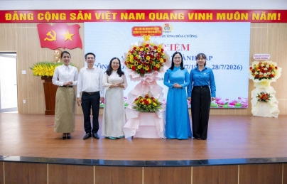 CÔNG ĐOÀN HÒA CƯỜNG TỔ CHỨC CHƯƠNG TRÌNH KỶ NIỆM 97 NĂM NGÀY THÀNH LẬP CÔNG ĐOÀN VIỆT NAM VÀ KHAI MẠC HỘI THI TÌM HIỂU KIẾN THỨC CÔNG ĐOÀN